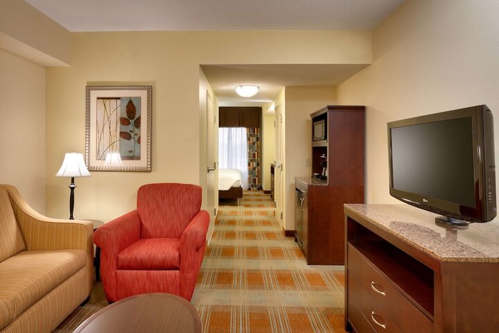 Room 35 of 48