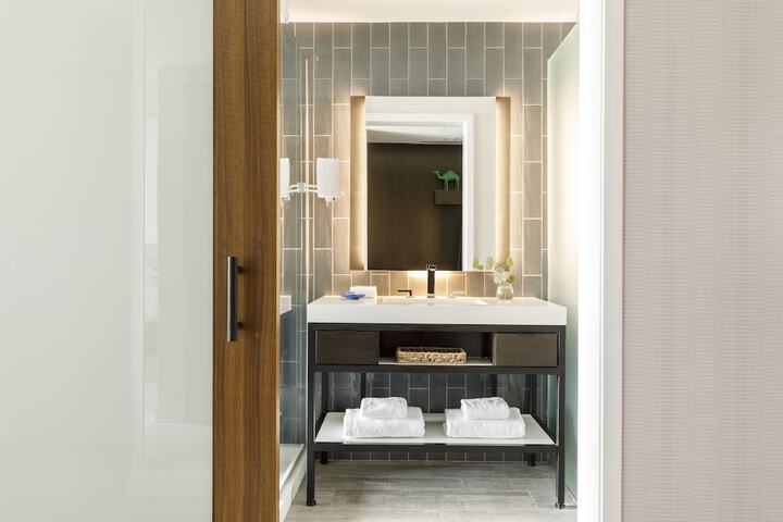 Kimpton Rowan Palm Springs Hotel by IHG