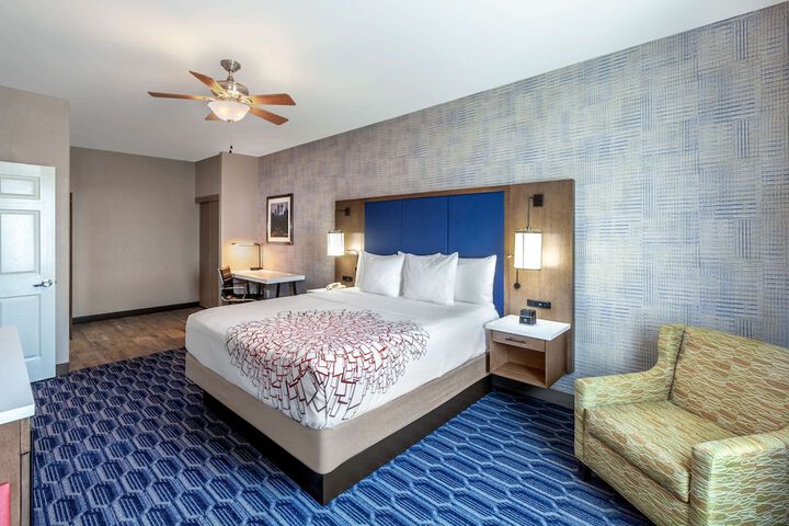 Room 15 of 47
