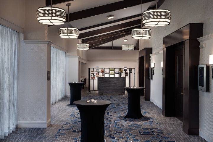 Hotel Interior 16 of 108