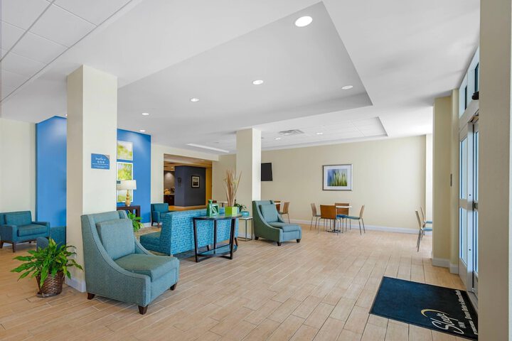 Sleep Inn & Suites Altoona North