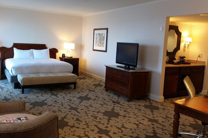 Room 38 of 94