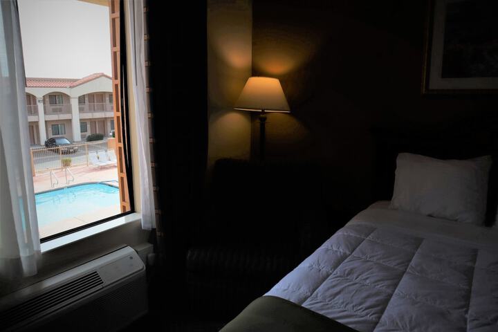 Room 15 of 33
