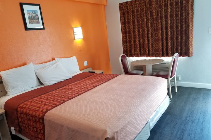 Room 19 of 45