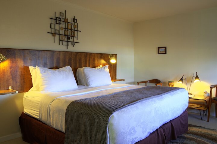 Room 32 of 37
