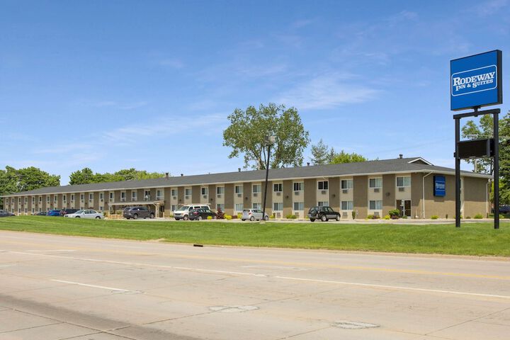 Hotel 4 of 32