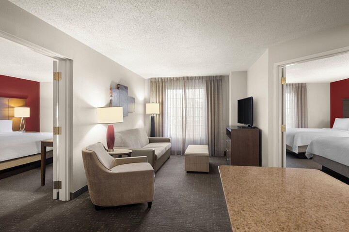 Staybridge Suites Indianapolis-Airport by IHG