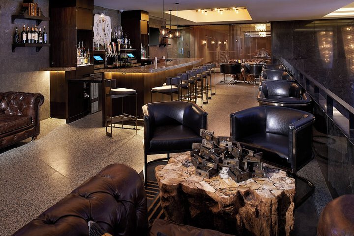 Metropolitan at the 9 Autograph Collection