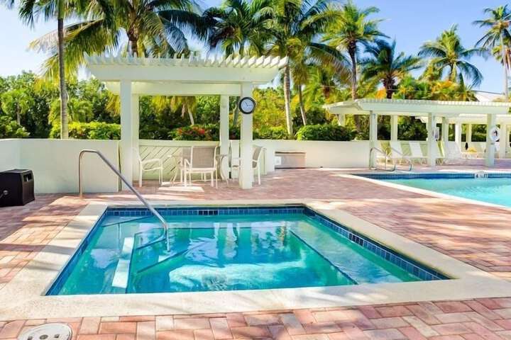 South Seas Bayside Villa 5344 3 Bedroom Condo by RedAwning