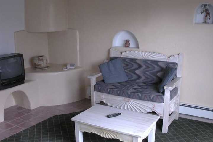 Room 7 of 10