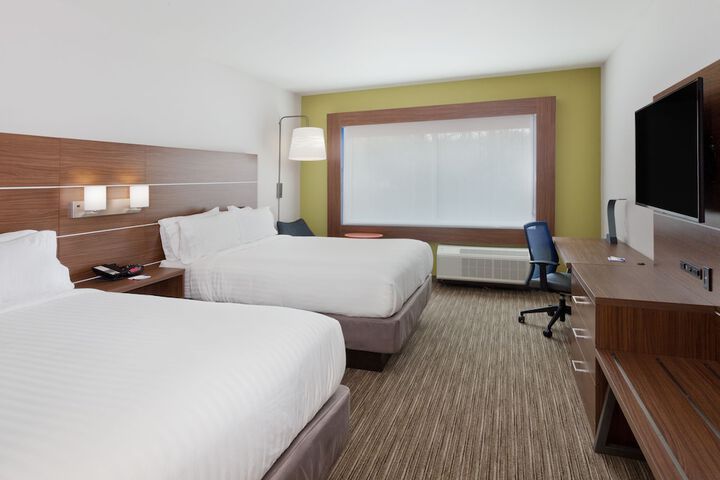 Room 25 of 49