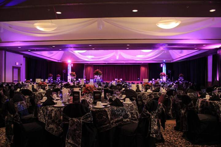 Ballroom/Hall 41 of 55