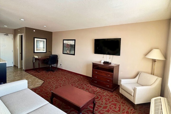 Ramada by Wyndham Sherwood Park