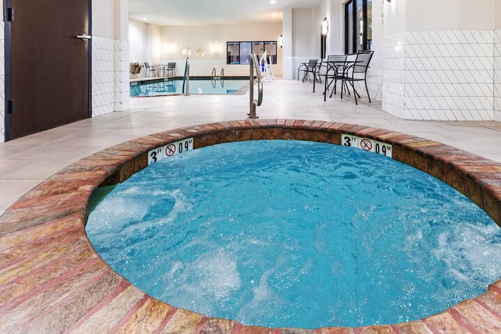 Holiday Inn Hotel & Suites Tulsa South by IHG