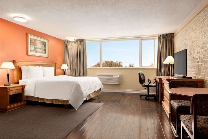 Room 12 of 29