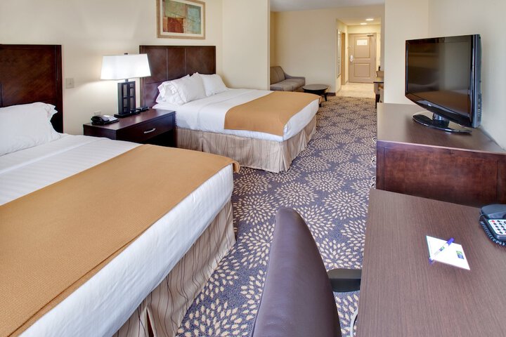 Holiday Inn Express Hotel & Suites Grand Island by IHG