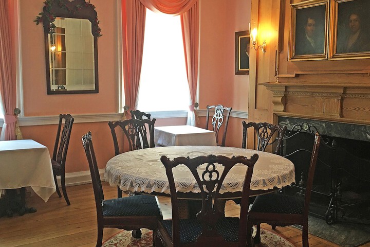 Breakfast/Coffee Service 197 of 235
