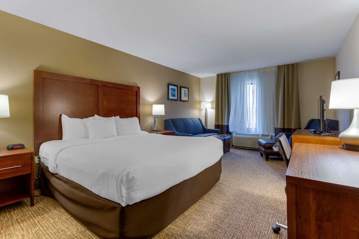 Room 22 of 35