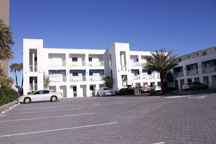 Lotus Boutique Inn & Suites