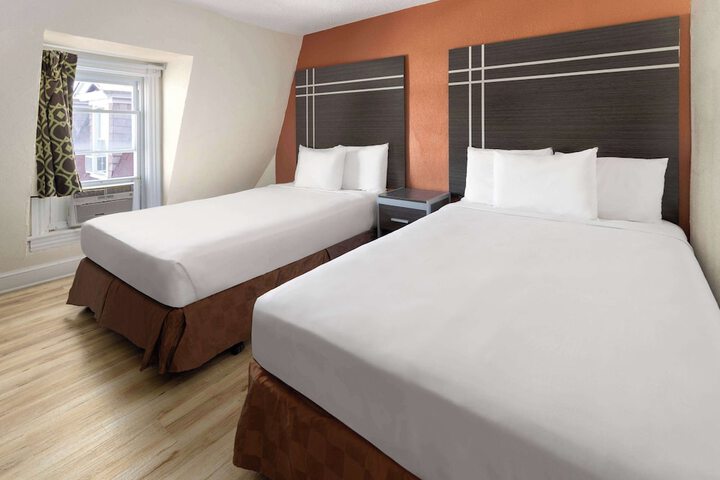 Room 42 of 50