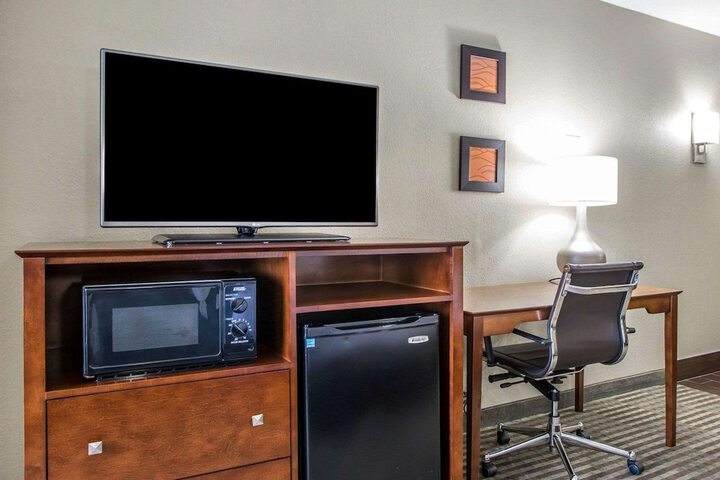 Comfort Inn Hammond I-94