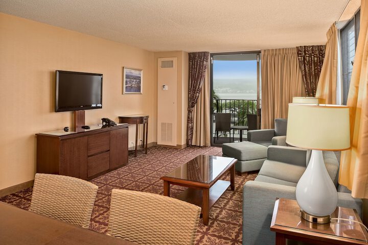 Hilo Hawaiian Hotel Trademark Collection by Wyndham