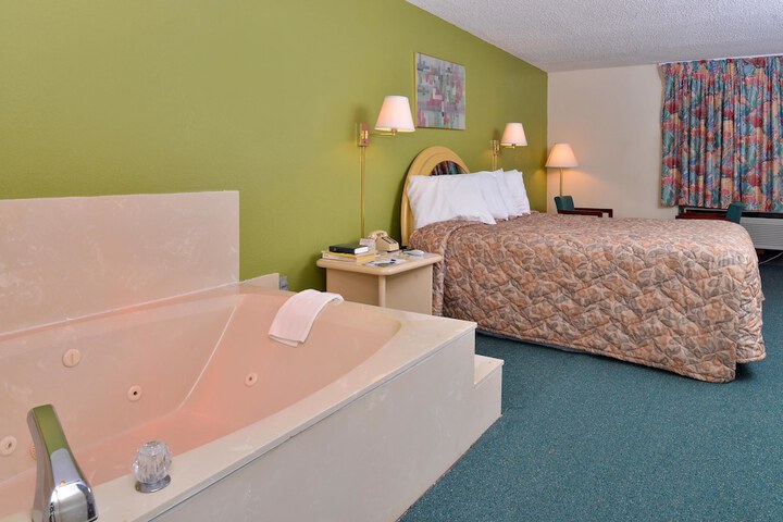 Room 19 of 21
