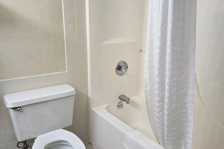 Barkers Island Inn Resort