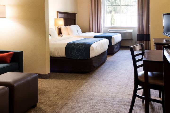 Comfort Suites Lake Geneva East