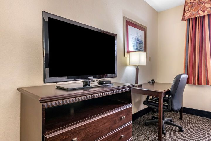 Room 18 of 39
