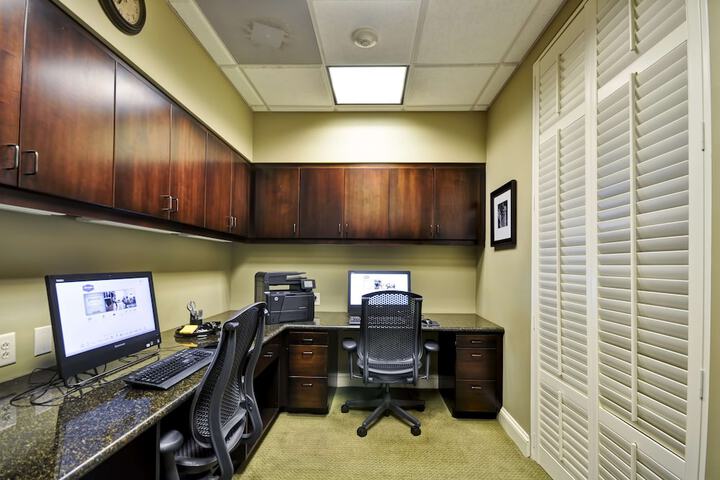 Business Center 40 of 40