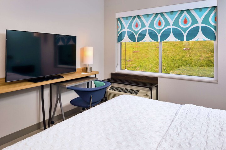 Room 7 of 41