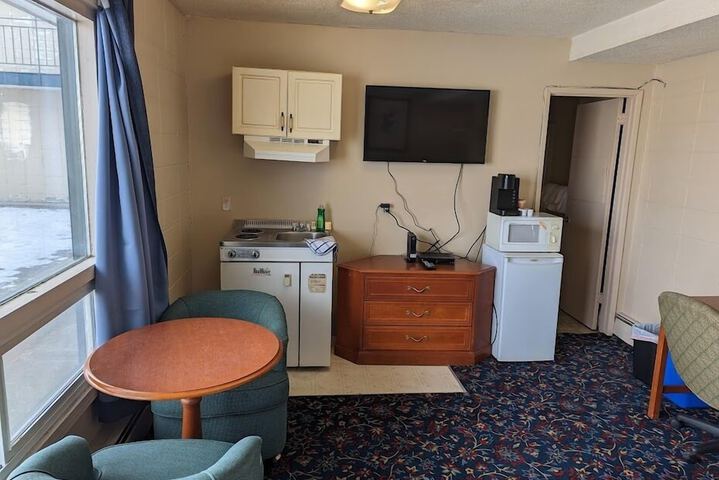 Room 41 of 47