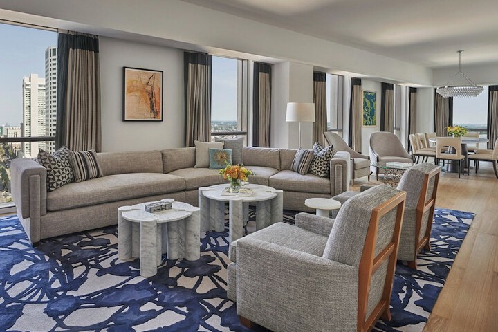 Four Seasons Hotel New Orleans