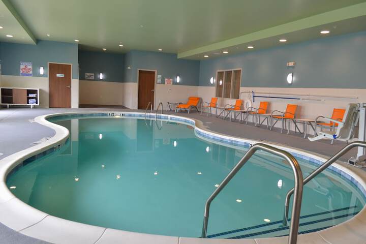 Pool 4 of 31