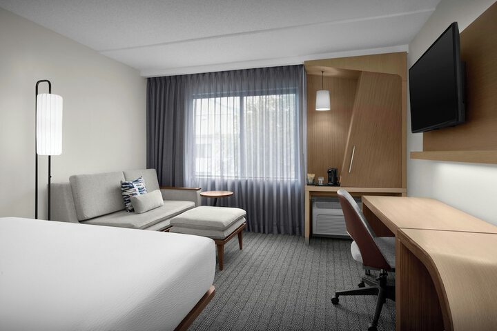 Courtyard by Marriott Dallas DFW Airport North / Irving