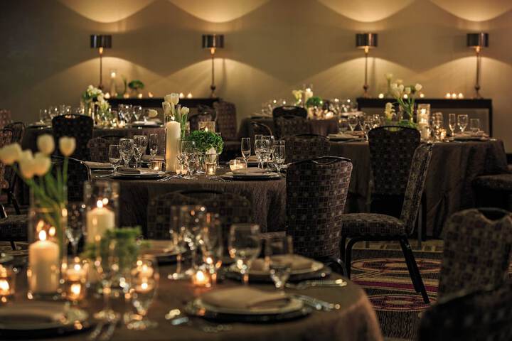 Ballroom/Hall 94 of 101