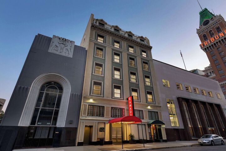 Hotel 2 of 33