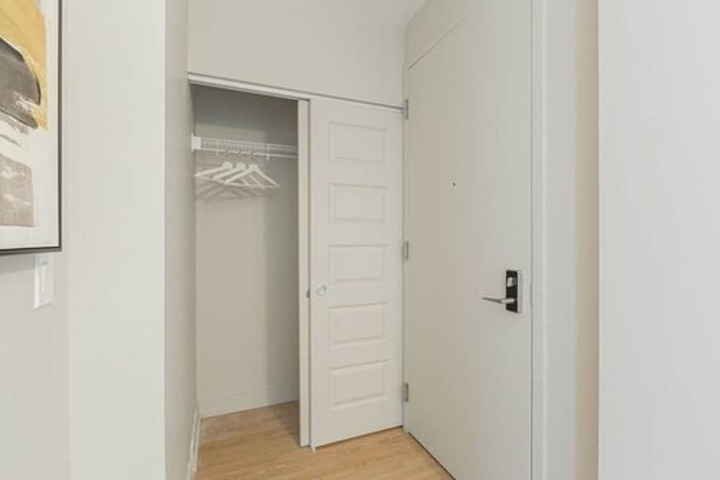 Room 19 of 32