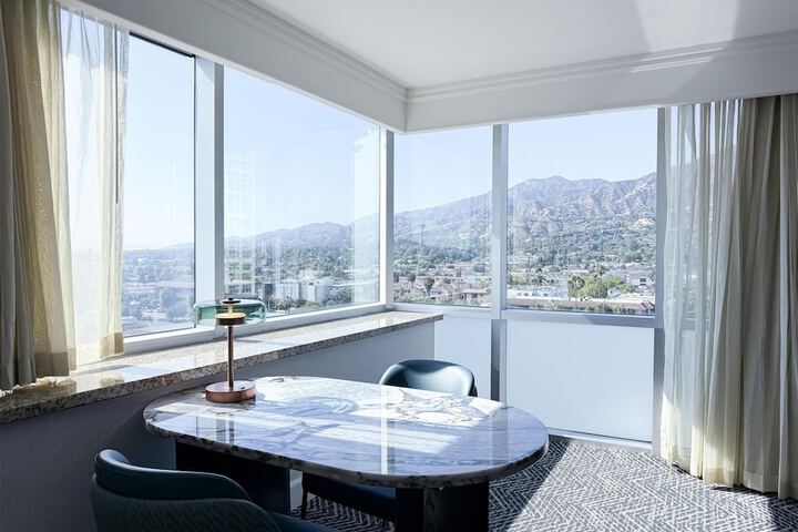 Embassy Suites Los Angeles - Glendale