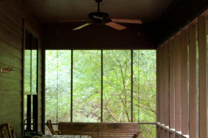 The Meadow Cabin