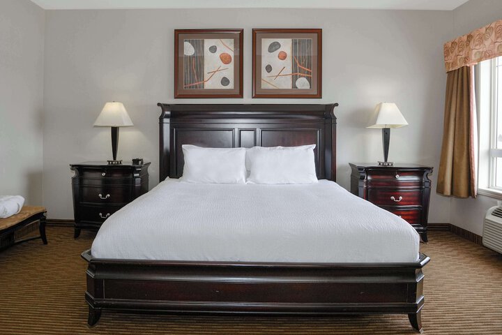 Room 28 of 42
