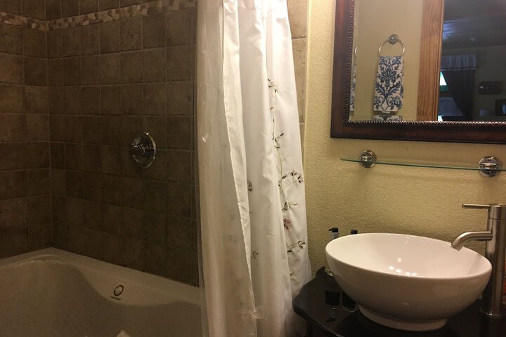 Room 192 of 289