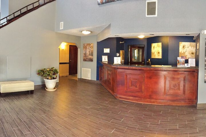 Hotel Interior 4 of 13