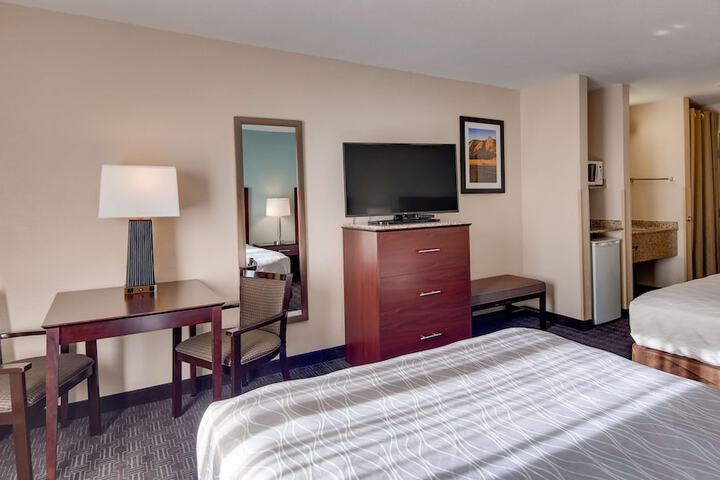Room 35 of 50