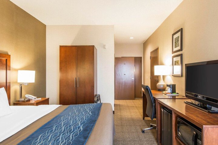 Room 18 of 30