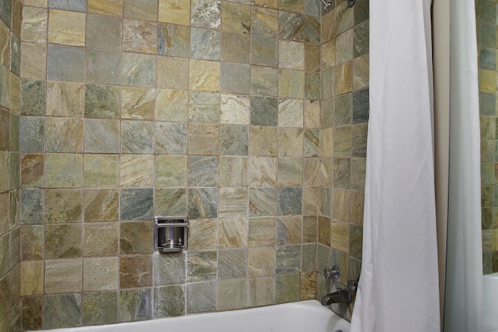 Room 7 of 31