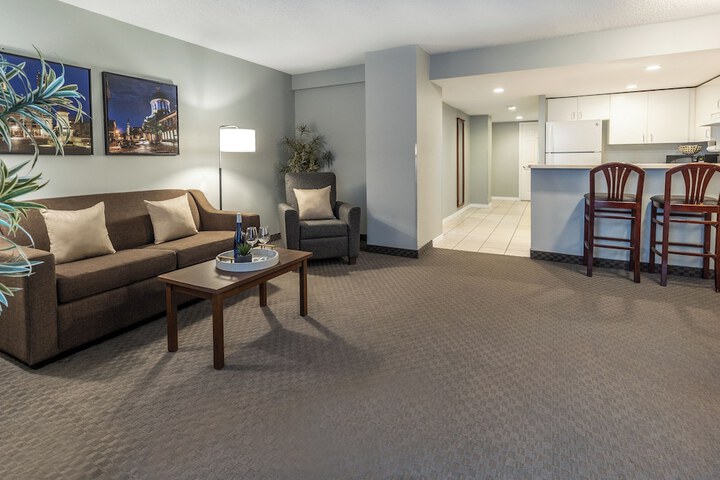 Room 50 of 161