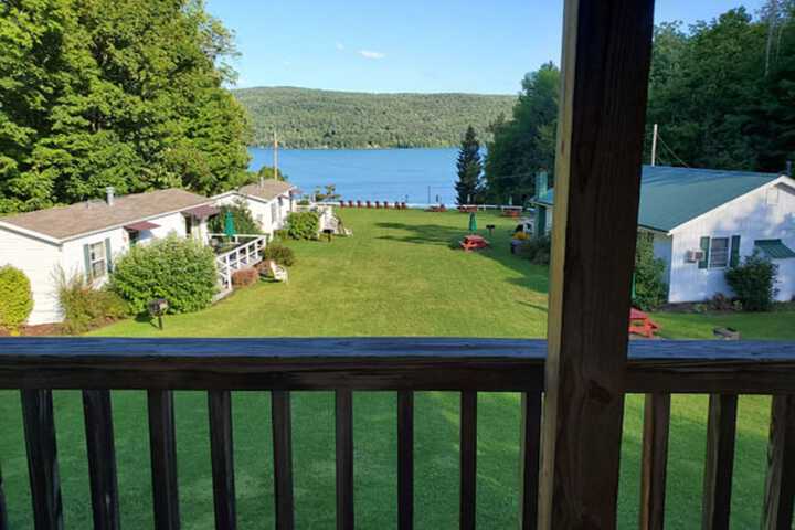 Lake View Motel