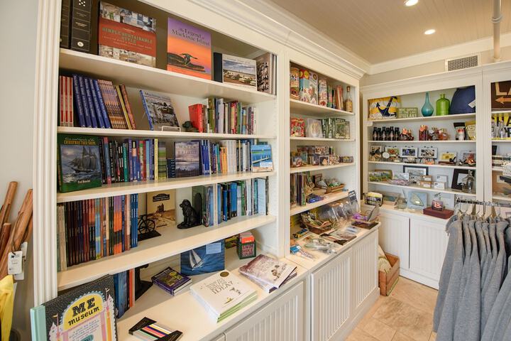 Gift Shop 57 of 67
